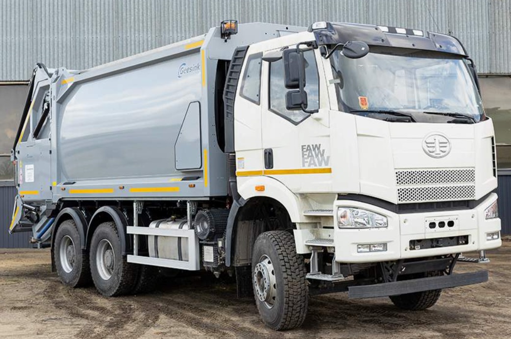 Мусоровоз FAW J7