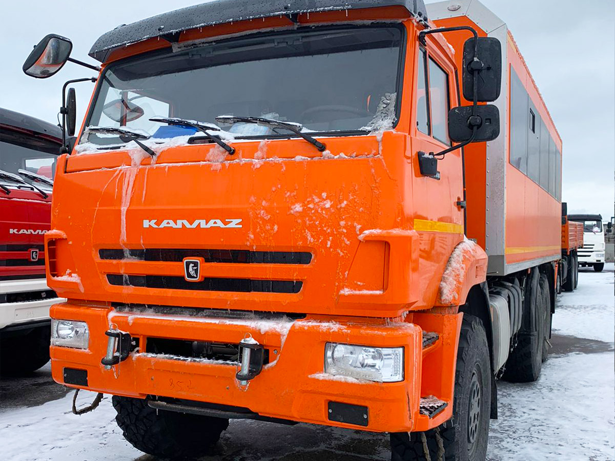 Вахтовый автобус КАМАЗ 43118